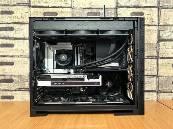 Exploring the Hurdles of Integrating Voice-Controlled Interfaces in Strategy Games: Key Challenges Unveiled