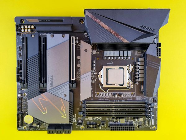 Mastering High-Resolution Multi-Monitor Setups for Your Trading Station with the NVIDIA Quadro P2000